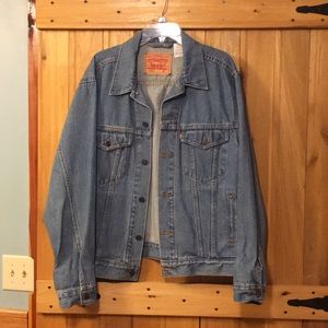 Levi’s trucker Jean jacket